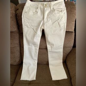 White American Eagle Capri